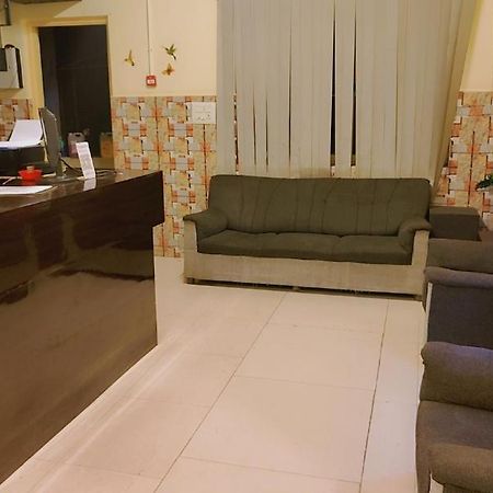 Metro Suites Bengaluru Kültér fotó
