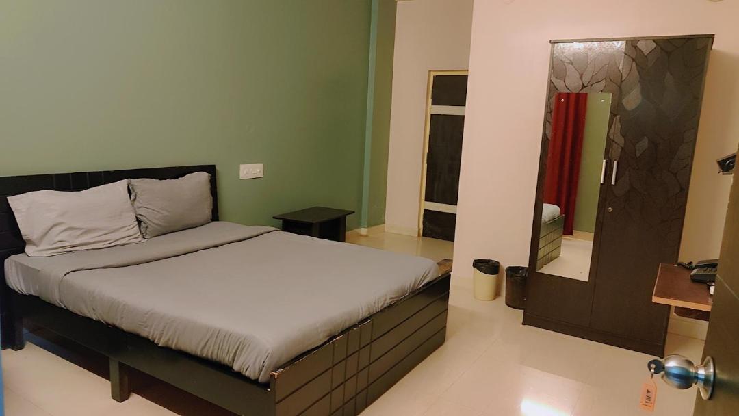 Metro Suites Bengaluru Kültér fotó